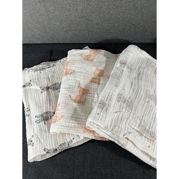 Aden & Anais Gauze Receiving Blankets - Picture 1 of 4